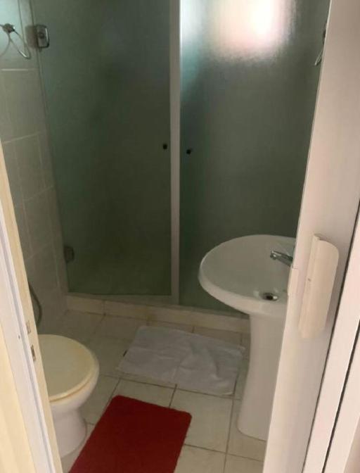 Apartamento 2 Quartos A 5 Minutos A Pe Da Praia Da Enseada Гуаружа Екстериор снимка